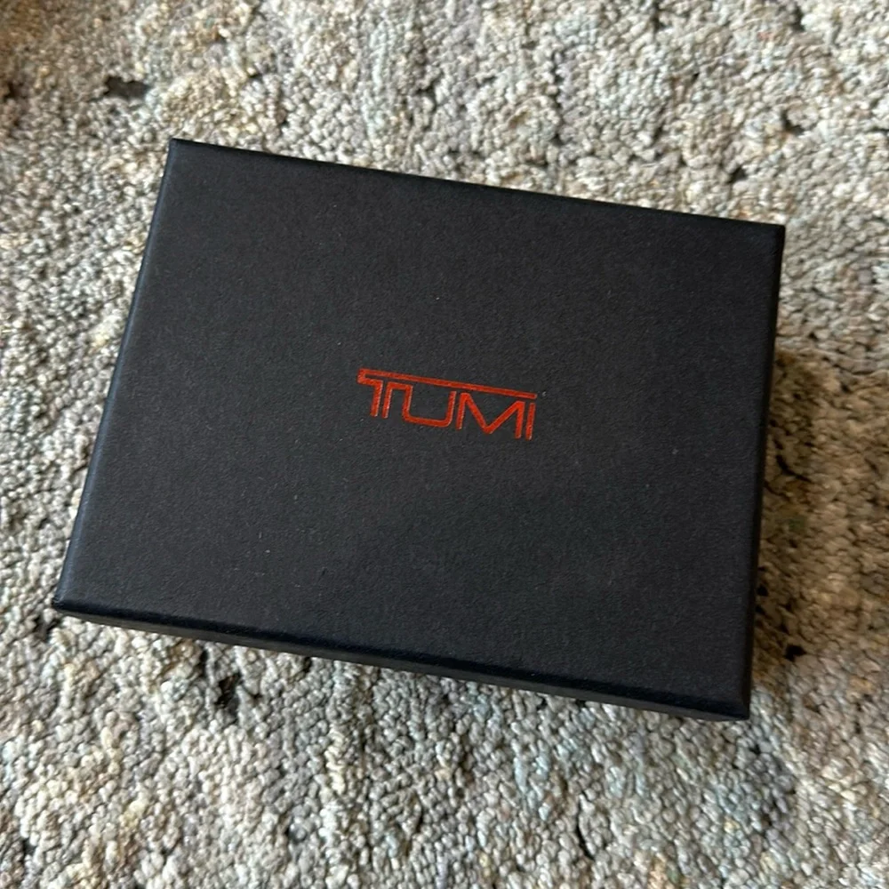 NWT Tami Monaco Double billfold - Picture 2 of 7